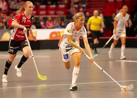 Innebandy .